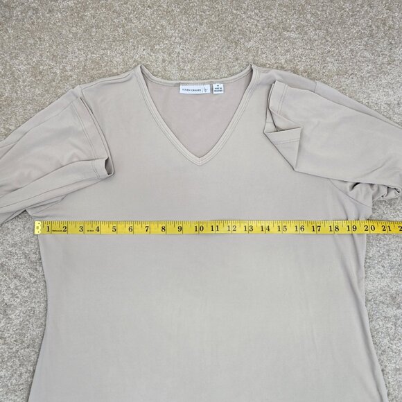 Susan Graver Liquid Knit 3/4 Sleeve V-Neck Blouse Top Size M Stretch Tan Beige - Picture 5 of 6